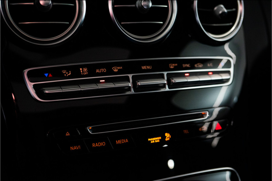 Mercedes-Benz C-Klasse 300 AMG 245PK | Pano | Sfeer | LED | Stoelverw. | Garantie