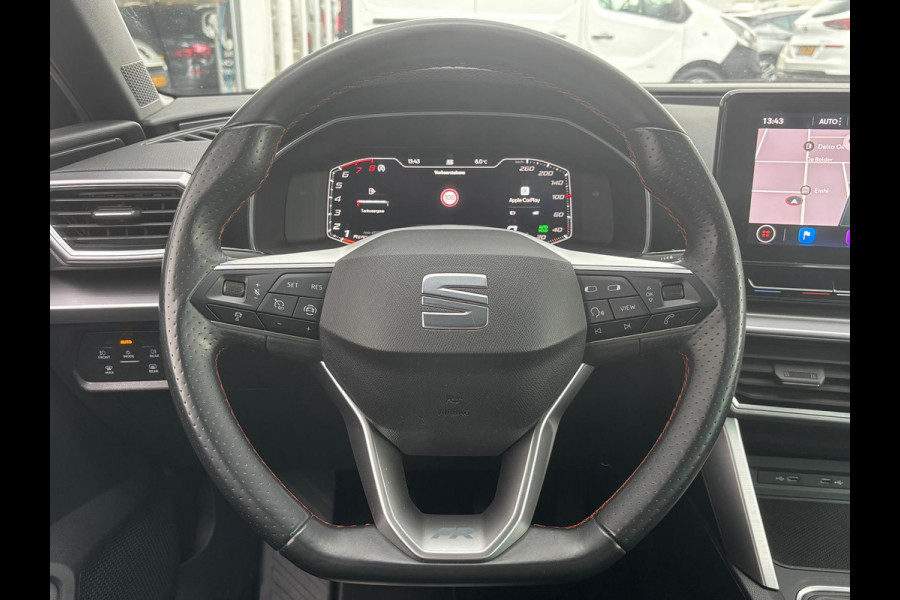 Seat Leon Sportstourer 1.5 TSI FR Launch Edition | Uitklapbare Trekhaak | Sfeerverlichting | Apple Carplay | Parkeer Sensoren
