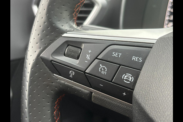 Seat Leon Sportstourer 1.5 TSI FR Launch Edition | Uitklapbare Trekhaak | Sfeerverlichting | Apple Carplay | Parkeer Sensoren