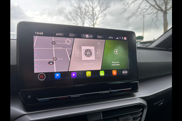 Seat Leon Sportstourer 1.5 TSI FR Launch Edition | Uitklapbare Trekhaak | Sfeerverlichting | Apple Carplay | Parkeer Sensoren