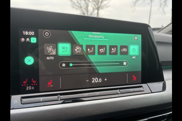 Volkswagen Golf 1.5 TSI Style | Trekhaak | Sfeerverlichting | Stoel & Stuurverwarming | Adaptieve Cruise