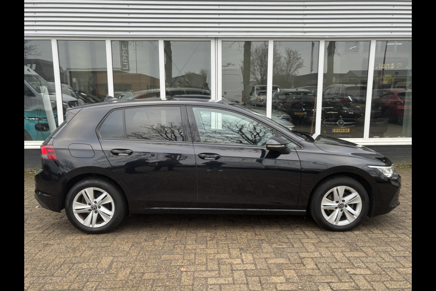 Volkswagen Golf 1.5 TSI Style | Trekhaak | Sfeerverlichting | Stoel & Stuurverwarming | Adaptieve Cruise
