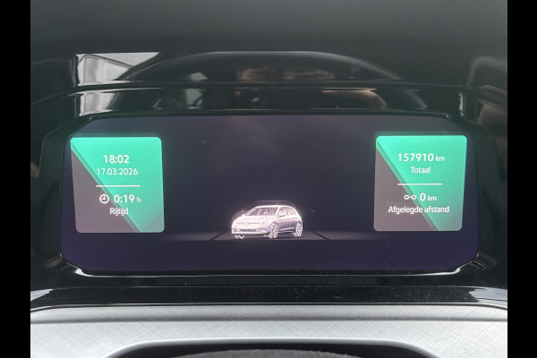 Volkswagen Golf 1.5 TSI Style | Trekhaak | Sfeerverlichting | Stoel & Stuurverwarming | Adaptieve Cruise