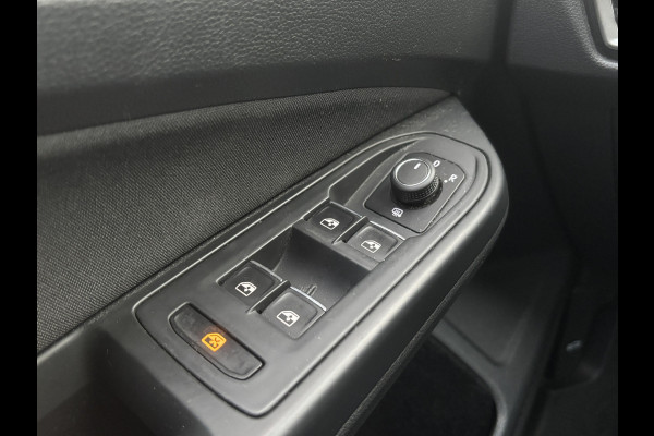 Volkswagen Golf 1.5 TSI Style | Trekhaak | Sfeerverlichting | Stoel & Stuurverwarming | Adaptieve Cruise