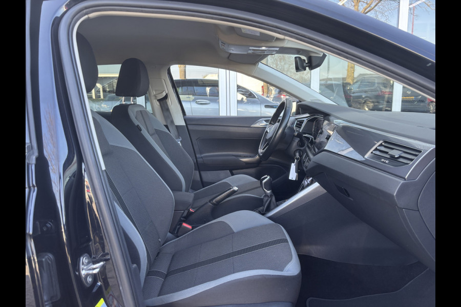Volkswagen Polo 1.0 TSI R-Line Business | Led Lampen | Stoelverwarming | Adaptieve Cruise | Parkeersensoren