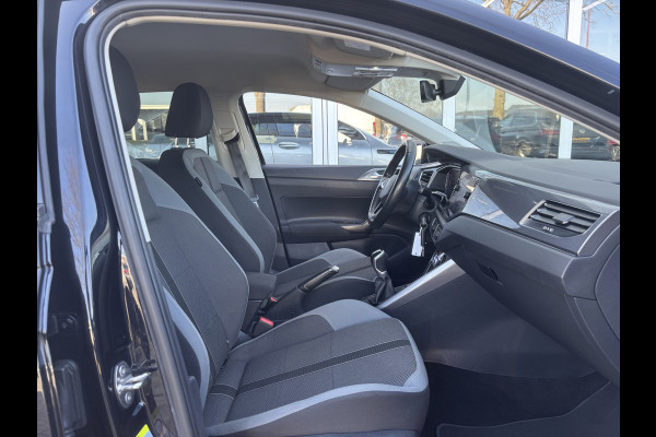 Volkswagen Polo 1.0 TSI R-Line Business | Led Lampen | Stoelverwarming | Adaptieve Cruise | Parkeersensoren