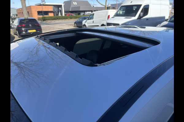 Mercedes-Benz EQC 400 4MATIC Premium 80 kWh | Schuifdak | Burmeister | Sfeerverlichting | AMG Styling