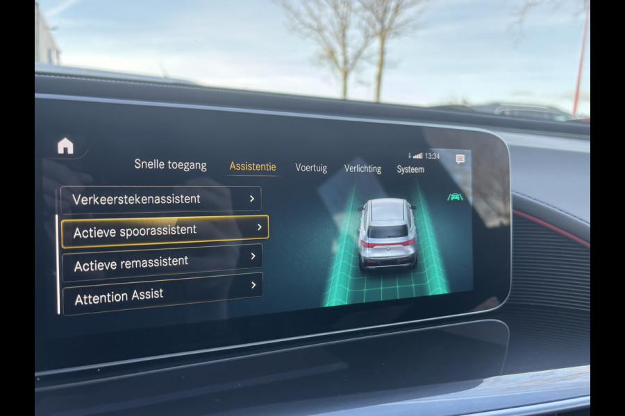 Mercedes-Benz EQC 400 4MATIC Premium 80 kWh | Schuifdak | Burmeister | Sfeerverlichting | AMG Styling