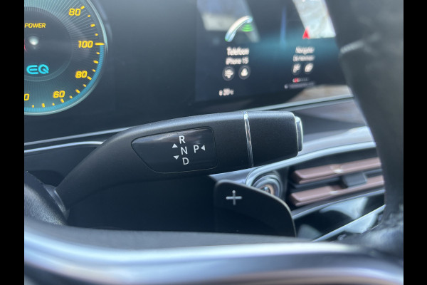Mercedes-Benz EQC 400 4MATIC Premium 80 kWh | Schuifdak | Burmeister | Sfeerverlichting | AMG Styling