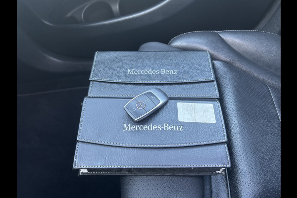 Mercedes-Benz EQC 400 4MATIC Premium 80 kWh | Schuifdak | Burmeister | Sfeerverlichting | AMG Styling