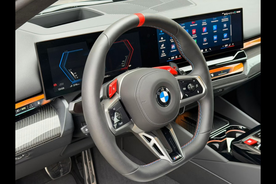 BMW 5 Serie Touring M5 ** FROZEN DEEP GREY, M-REMMEN, PANO, TREKH, MERINO LEDER, 20/21 INCH LMV ** 1e EIG - UNFALLFREI - Ex BMW AG ** ** INFORMEER OOK NAAR ONZE AANTREKKELIJKE FINANCIAL-LEASE TARIEVEN **