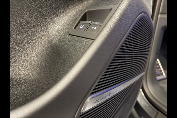 Audi Q8 60 TFSI e quattro S Competition Pano|RS Seat|HuD|B&O