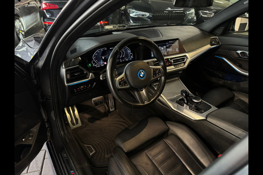 BMW 3 Serie Touring 330e M Sport Keyless|HuD|Memory|Trekhaak