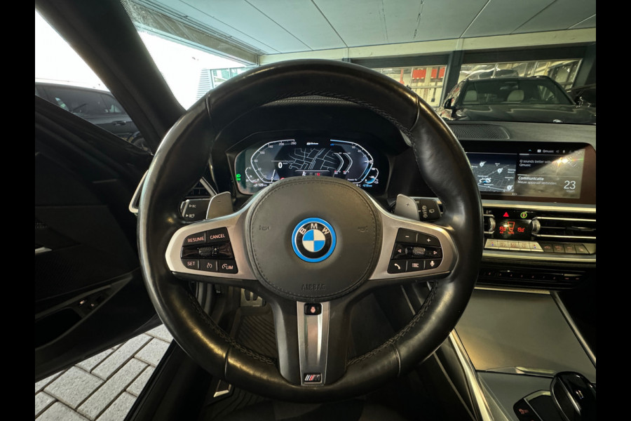 BMW 3 Serie Touring 330e M Sport Keyless|HuD|Memory|Trekhaak