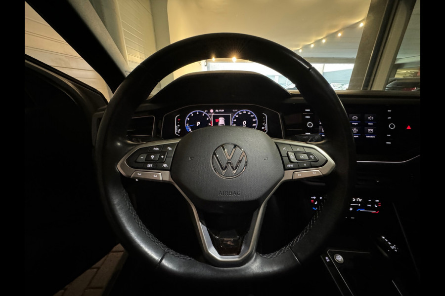 Volkswagen Taigo 1.5 TSI R-Line Business Pano|Keyl|Sfeer|VOL