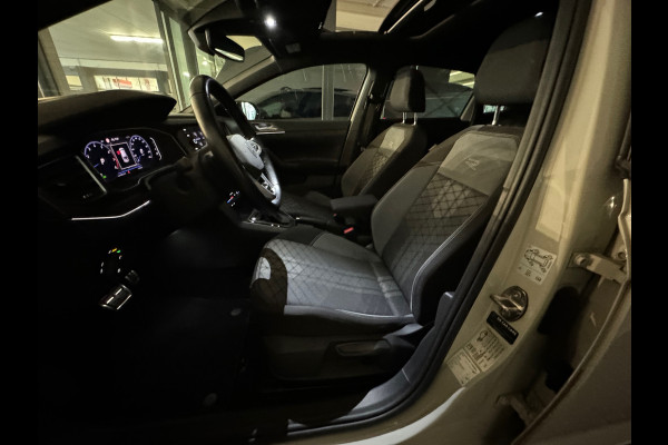 Volkswagen Taigo 1.5 TSI R-Line Business Pano|Keyl|Sfeer|VOL