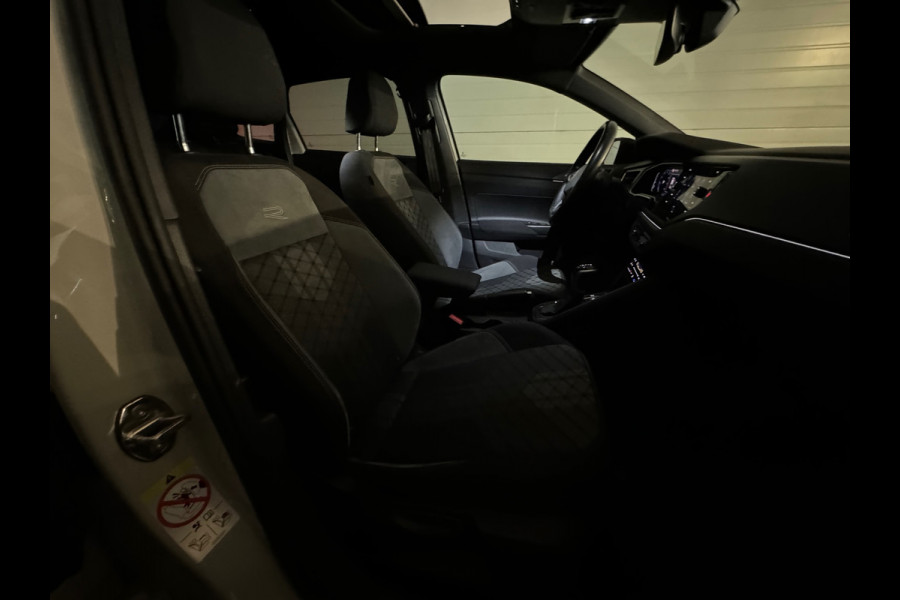 Volkswagen Taigo 1.5 TSI R-Line Business Pano|Keyl|Sfeer|VOL