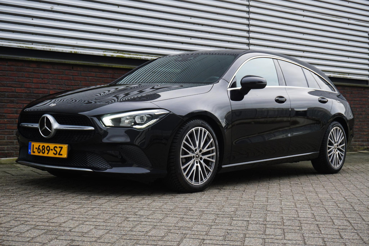 Mercedes-Benz CLA-Klasse Shooting Brake 200 Business Solution Luxury/Leer/Rijassist/1e Eig /Dealeronderhouden.