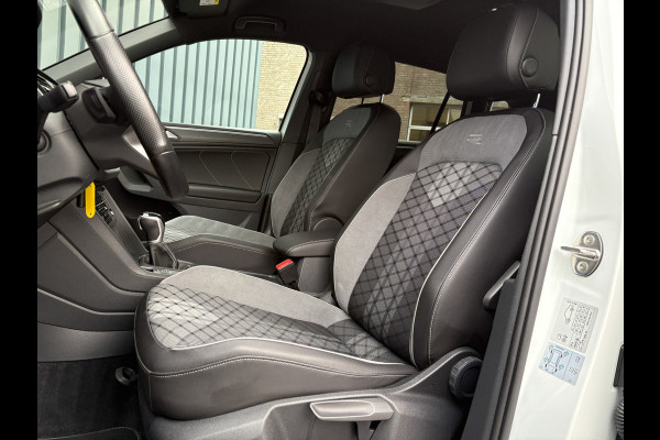 Volkswagen Tiguan 1.5 TSI R-Line Business+ | Trekhaak wegkl. | Head Up | Side Assist | IQ Light | Elk. A-klep | Prijs Rijklaar!!