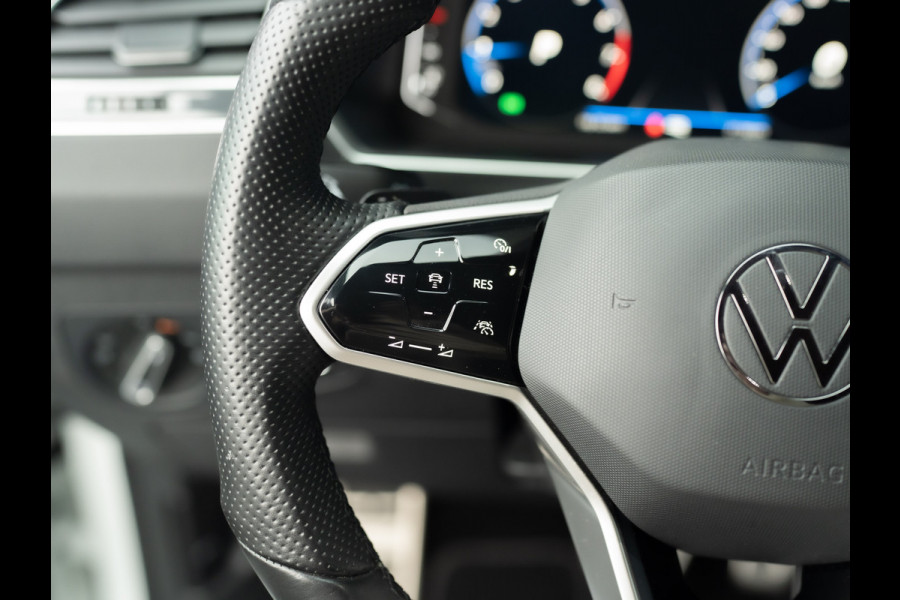 Volkswagen Tiguan 1.5 TSI R-Line Business+ | Trekhaak wegkl. | Head Up | Side Assist | IQ Light | Elk. A-klep | Prijs Rijklaar!!