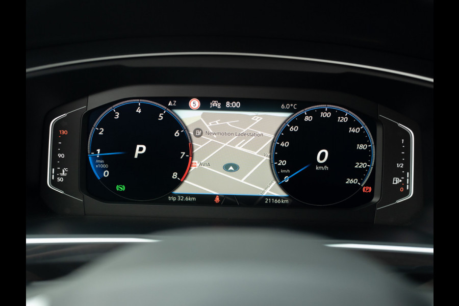 Volkswagen Tiguan 1.5 TSI R-Line Business+ | Trekhaak wegkl. | Head Up | Side Assist | IQ Light | Elk. A-klep | Prijs Rijklaar!!