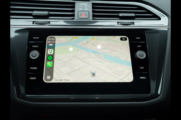 Volkswagen Tiguan 1.4 TSI eHybrid R-Line Business+ | Panodak | 360 Camera | Trekhaak wegkl. | Head Up | Prijs Rijklaar!!