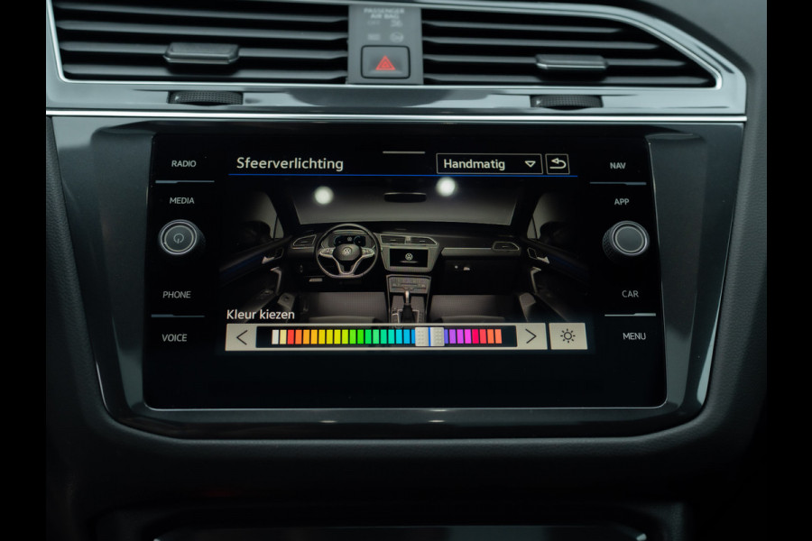 Volkswagen Tiguan 1.4 TSI eHybrid R-Line Business+ | Panodak | 360 Camera | Trekhaak wegkl. | Head Up | Prijs Rijklaar!!