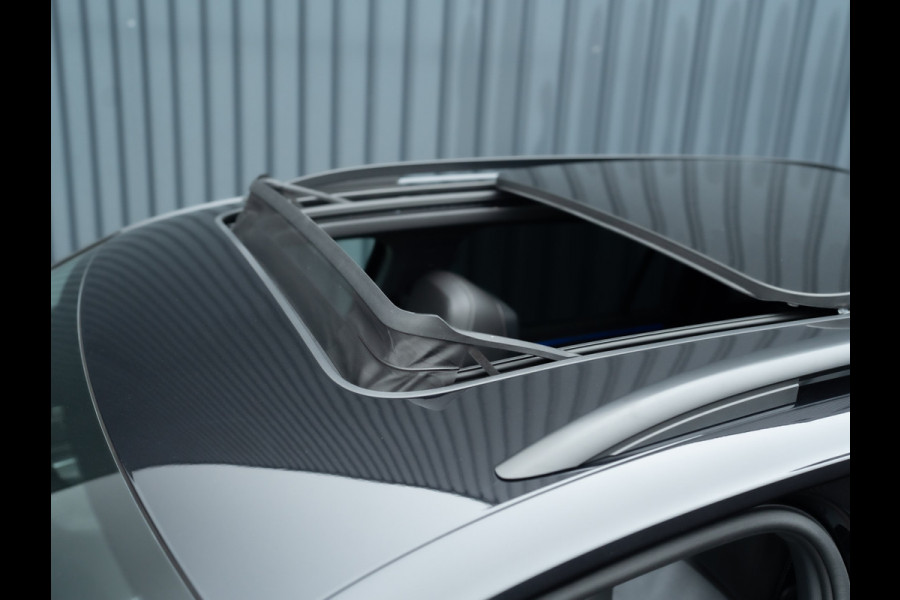 Volkswagen Tiguan 1.4 TSI eHybrid R-Line Business+ | Panodak | 360 Camera | Trekhaak wegkl. | Head Up | Prijs Rijklaar!!