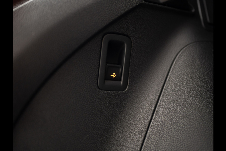 Volkswagen Tiguan 1.4 TSI eHybrid R-Line Business+ | Panodak | 360 Camera | Trekhaak wegkl. | Head Up | Prijs Rijklaar!!