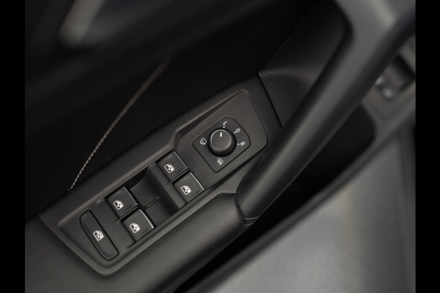 Volkswagen Tiguan 1.4 TSI eHybrid R-Line Business+ | Panodak | 360 Camera | Trekhaak wegkl. | Head Up | Prijs Rijklaar!!