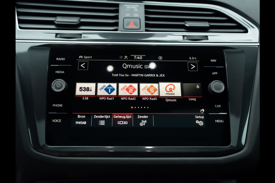 Volkswagen Tiguan 1.4 TSI eHybrid R-Line Business+ | Panodak | 360 Camera | Trekhaak wegkl. | Head Up | Prijs Rijklaar!!