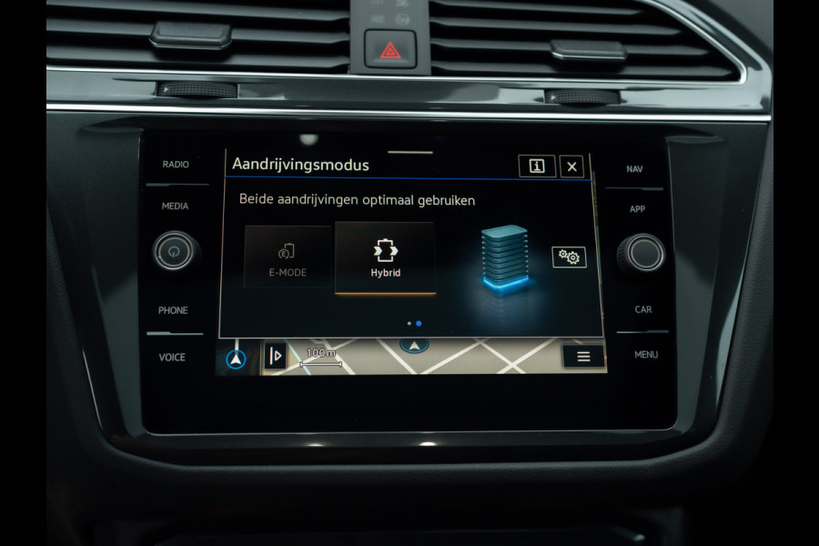 Volkswagen Tiguan 1.4 TSI eHybrid R-Line Business+ | Panodak | 360 Camera | Trekhaak wegkl. | Head Up | Prijs Rijklaar!!