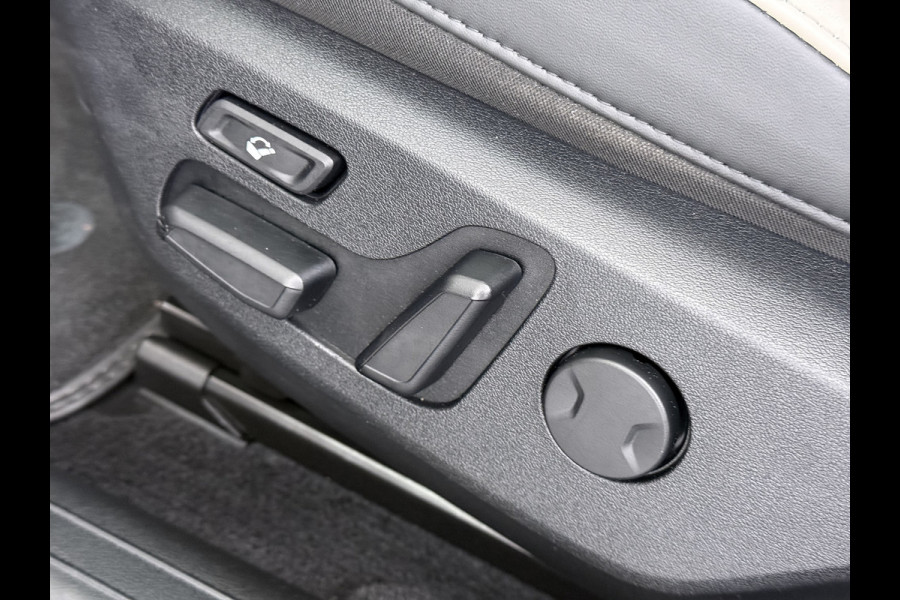 Kia Ev6 GT-Line 77.4kWh SOH 100% Warmtepomp PanoDak Head-Up Alcantar/Leer Stoelventilatie Elek.Stoelen+MemoryMeridian SOH 100% 360°Camer DAB  Elek.Achterklep Lmv Lane Assist 1600kg trekvermogen! Laden tot 240kW 1e Eigenaar Origineel Nederlandse Auto € 57.000 nieuw