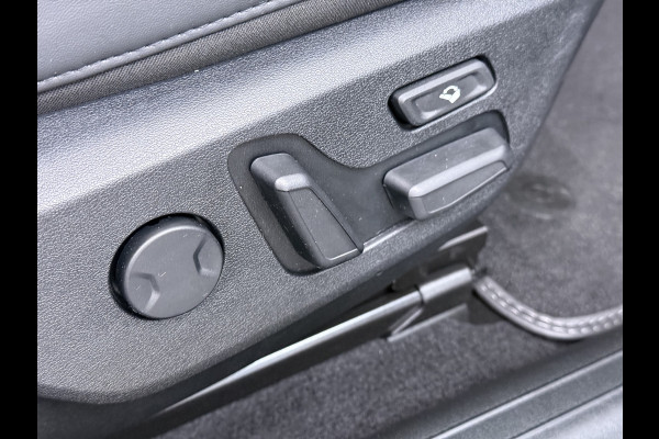 Kia Ev6 GT-Line 77.4kWh SOH 100% Warmtepomp PanoDak Head-Up Alcantar/Leer Stoelventilatie Elek.Stoelen+MemoryMeridian SOH 100% 360°Camer DAB  Elek.Achterklep Lmv Lane Assist 1600kg trekvermogen! Laden tot 240kW 1e Eigenaar Origineel Nederlandse Auto € 57.000 nieuw