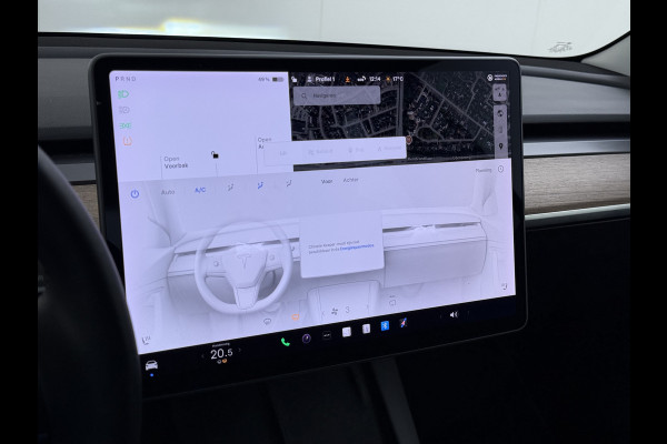 Tesla Model 3 Long Range AWD 75kWh Facelift Trekhaak Warmtepomp Elek.Achterklep Lmv AutoPilot Leder Panoramadak Adaptive-Cruise Camera's Elekt Navi LED DAB Voorverwarmen interieur Keyless One-Pedal-Drive 4WD SOH 86% 1e Eigenaar Origineel Nederlandse Auto Fabrieksgarantie op Accu en Motor tot 21-12-2028/192.00km € 62.000 nieuw !
