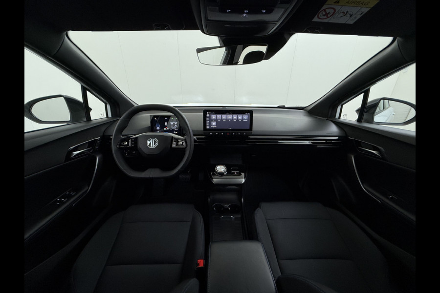 MG Mg4 electric 51kWh LFP AccuApple Carplay Android Auto Pdc Adap.Cruise Ecc Rijstrooksensor Led Bluetooth DAB Isofix File assistent Verkeersbord detectie SOH 92% € 30.000 nieuw!