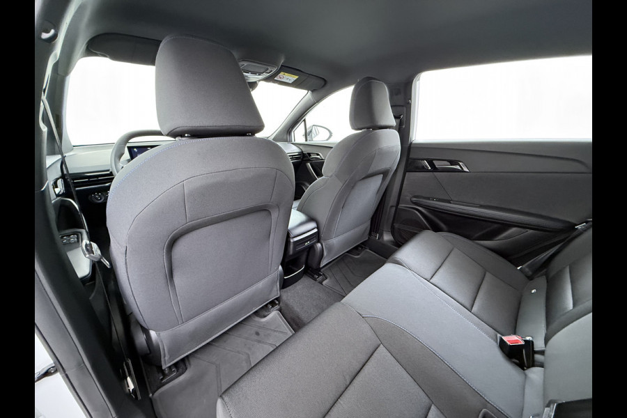 MG Mg4 electric 51kWh LFP AccuApple Carplay Android Auto Pdc Adap.Cruise Ecc Rijstrooksensor Led Bluetooth DAB Isofix File assistent Verkeersbord detectie SOH 92% € 30.000 nieuw!