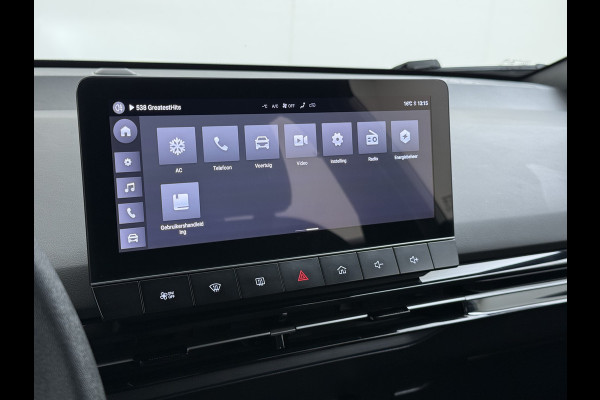 MG Mg4 electric 51kWh LFP AccuApple Carplay Android Auto Pdc Adap.Cruise Ecc Rijstrooksensor Led Bluetooth DAB Isofix File assistent Verkeersbord detectie SOH 92% € 30.000 nieuw!