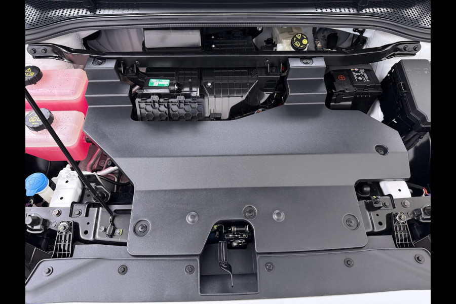 MG Mg4 electric 51kWh LFP AccuApple Carplay Android Auto Pdc Adap.Cruise Ecc Rijstrooksensor Led Bluetooth DAB Isofix File assistent Verkeersbord detectie SOH 92% € 30.000 nieuw!