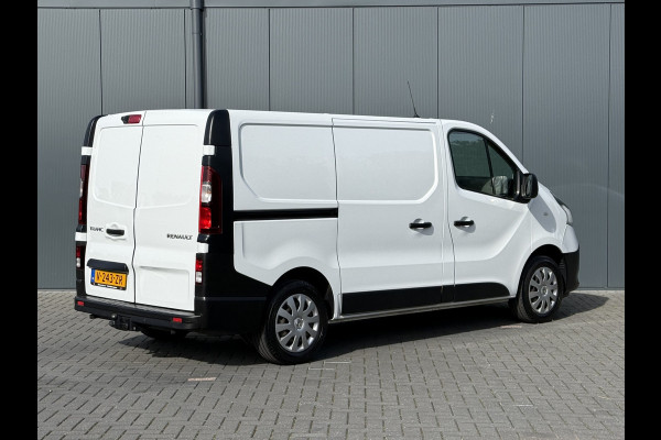 Renault Trafic 1.6 dCi 126 PK / L1H1 / 1e EIG. MOOIE BUS / ECC AIRCO / CRUISE / TREKHAAK / NAVI / CAMERA