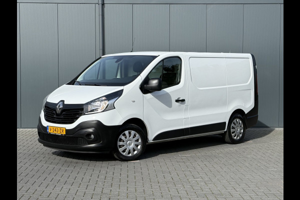 Renault Trafic 1.6 dCi 126 PK / L1H1 / 1e EIG. MOOIE BUS / ECC AIRCO / CRUISE / TREKHAAK / NAVI / CAMERA