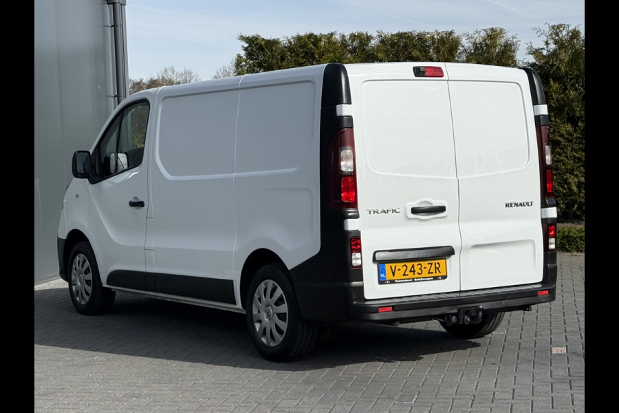 Renault Trafic 1.6 dCi 126 PK / L1H1 / 1e EIG. MOOIE BUS / ECC AIRCO / CRUISE / TREKHAAK / NAVI / CAMERA