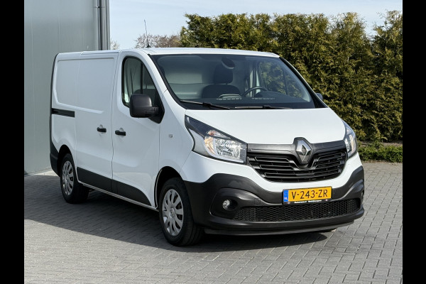 Renault Trafic 1.6 dCi 126 PK / L1H1 / 1e EIG. MOOIE BUS / ECC AIRCO / CRUISE / TREKHAAK / NAVI / CAMERA