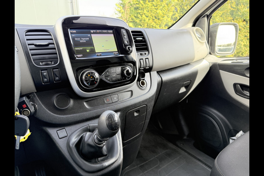 Renault Trafic 1.6 dCi 126 PK / L1H1 / 1e EIG. MOOIE BUS / ECC AIRCO / CRUISE / TREKHAAK / NAVI / CAMERA