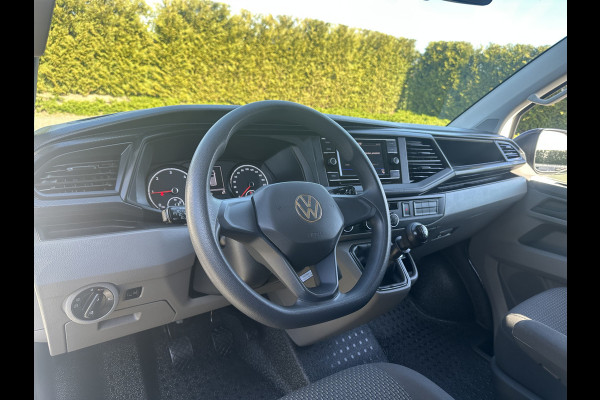 Volkswagen Transporter 2.0 TDI / L1H1 / 1e EIG. / CAMERA / CRUISE / AIRCO / ACHTERKLEP / APPLE CARPLAY / ANDROID AUTO