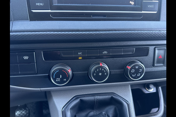 Volkswagen Transporter 2.0 TDI / L1H1 / 1e EIG. / CAMERA / CRUISE / AIRCO / ACHTERKLEP / APPLE CARPLAY / ANDROID AUTO