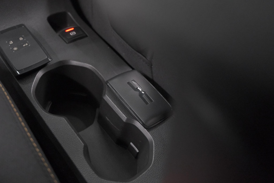 Dacia Jogger 1.6 Hybrid 140 Extreme | 7 Zitplaatsen | Camera | Dodehoekdetectie | Apple Carplay