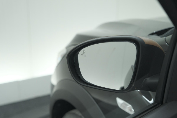 Dacia Jogger 1.6 Hybrid 140 Extreme | 7 Zitplaatsen | Camera | Dodehoekdetectie | Apple Carplay