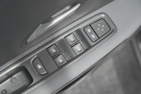 Dacia Jogger 1.6 Hybrid 140 Extreme | 7 Zitplaatsen | Camera | Dodehoekdetectie | Apple Carplay