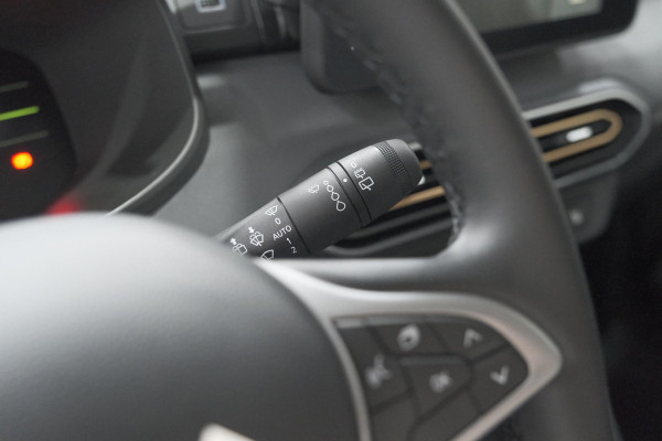 Dacia Jogger 1.6 Hybrid 140 Extreme | 7 Zitplaatsen | Camera | Dodehoekdetectie | Apple Carplay